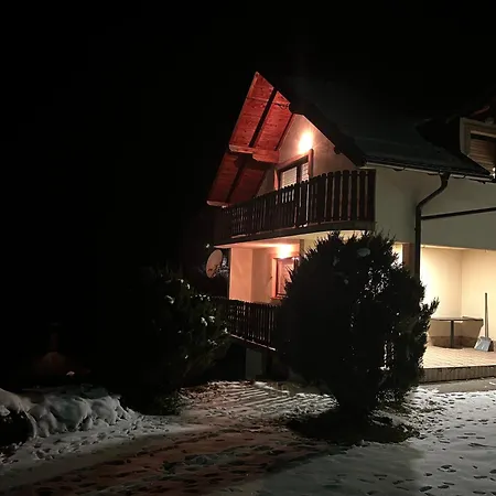 Vikendica Krasnice Semesterbostad *